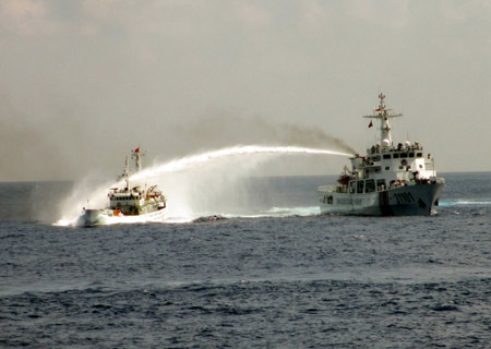 ກຸ່ມ ສສຊ ມິດຕະພາບ ຝລັ່ງ - ຫວຽດນາມ ສະໜັບສະໜູນຫວຽດນາມ ກ່ຽວກັບບັນຫາທະເລຕາເວັນອອກ